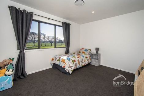 Photo of property in 34 Glasnevin Drive, Casebrook, Christchurch, 8051