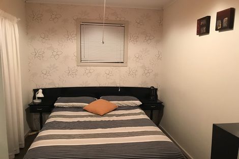 Photo of property in 1 First Avenue, Urenui, 4377