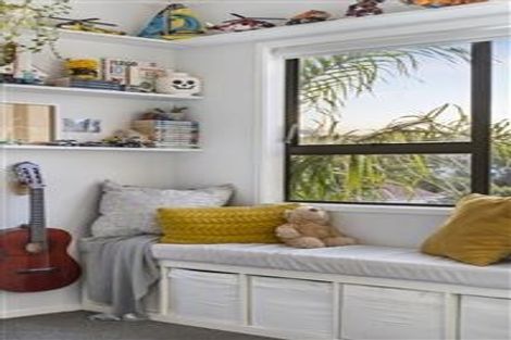 Photo of property in 2 Redwing Street, Browns Bay, Auckland, 0630