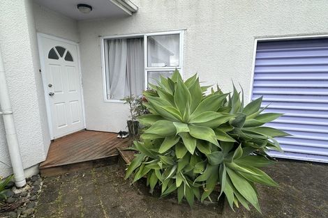 Photo of property in 2/11 Richard Avenue, Bucklands Beach, Auckland, 2014