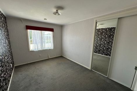 Photo of property in 1/5 Hill Crescent, Papakura, 2110