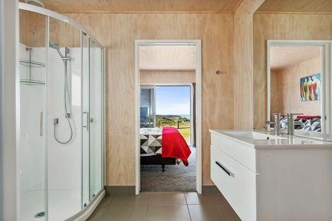 Photo of property in 18 Rochdale Road, Riversdale Beach, Masterton, 5872