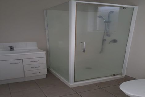 Photo of property in 29 Kathleen Reece Place, Waiuku, 2123