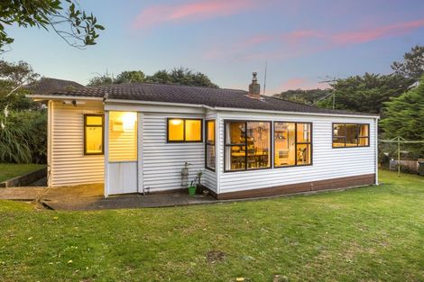 Photo of property in 15 Pukerua Beach Road, Pukerua Bay, 5026