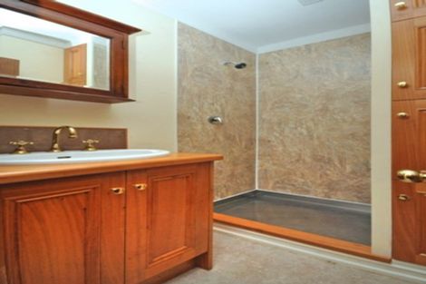 Photo of property in 1742 South Head Road, South Head, Helensville, 0874