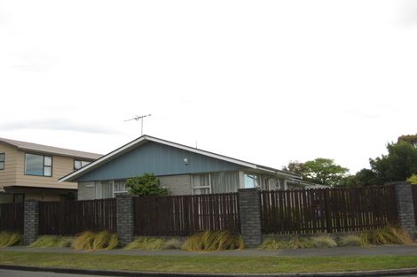 Photo of property in 33 Waratah Street, Avondale, Christchurch, 8061