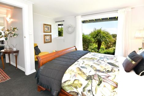 Photo of property in 44 Vipond Road, Stanmore Bay, Whangaparaoa, 0932