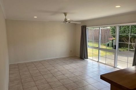 Photo of property in 2 Talga Court, Conifer Grove, Takanini, 2112