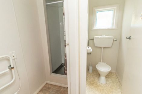 Photo of property in 32 Highbury Road, Highbury, Wellington, 6012