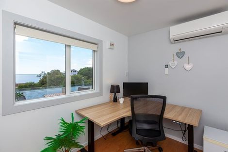 Photo of property in 20 Pingau Street, Paekakariki, 5034