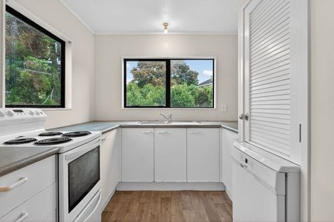 Photo of property in 23/24 Beswick Place, Birkdale, Auckland, 0626