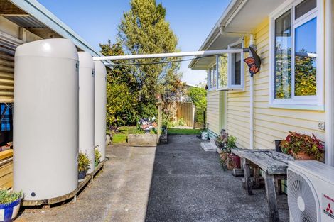 Photo of property in 35 Smith Street, Waverley, 4510