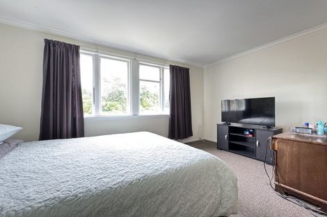 Photo of property in 8 Takatimu Way, Johnsonville, Wellington, 6037