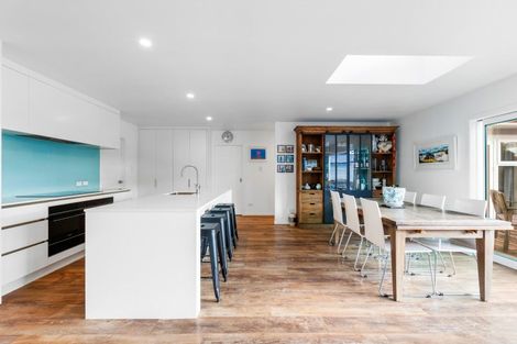 Photo of property in 885 Park Road South, Longlands, Hastings, 4122