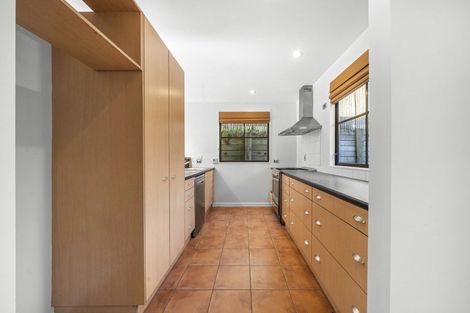 Photo of property in 124b The Ridgeway, Mornington, Wellington, 6021