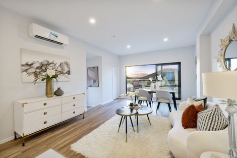 Photo of property in 14f Geordie Street, Henderson, Auckland, 0612