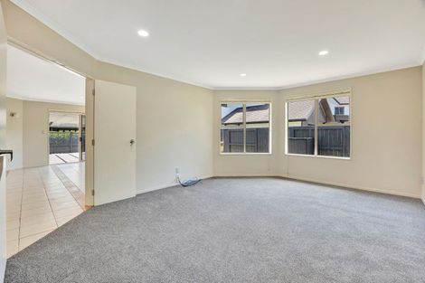 Photo of property in 31 Caversham Drive, Rototuna, Hamilton, 3210