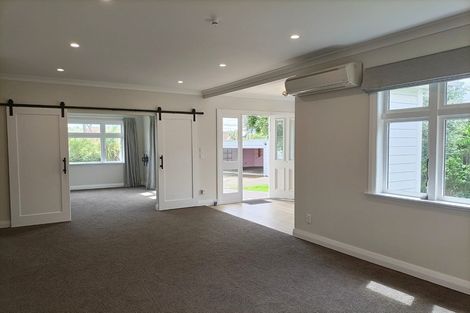 Photo of property in 40 Torridon Road, Miramar, Wellington, 6022