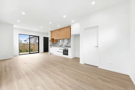 Photo of property in 5 Brent Place, Manurewa, Auckland, 2102