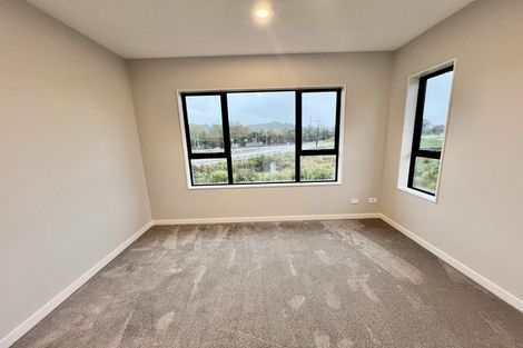 Photo of property in 16 Kiokio Place, Swanson, 0614