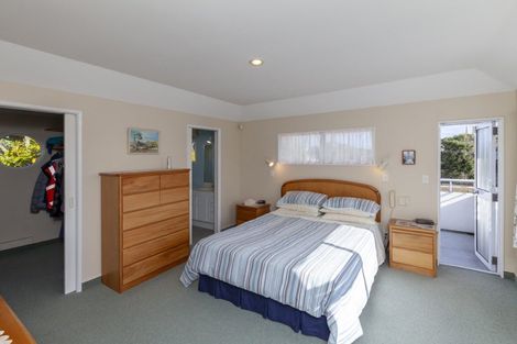 Photo of property in 6b Wharemauku Road, Raumati Beach, Paraparaumu, 5032