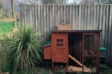 Photo of property in 4310 Christchurch Akaroa Road, Little River, 7591