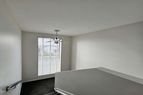 Photo of property in 23 Fredrick Hanson Road, Papakura, 2110