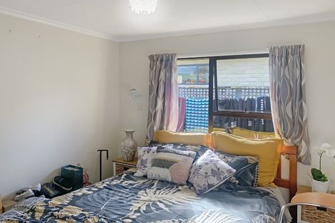 Photo of property in 1a Carlyle Street, Dannevirke, 4930