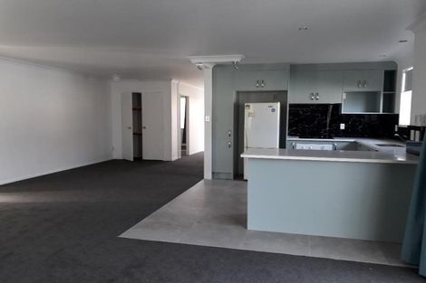 Photo of property in 4 Clover Drive, Henderson, Auckland, 0610