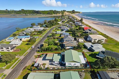 Photo of property in 647 Pukehina Parade, Pukehina, Te Puke, 3189