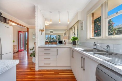 Photo of property in 5 Warwick Avenue, St Andrews, Hamilton, 3200