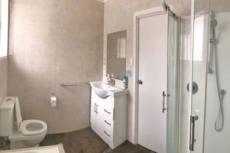 Photo of property in 71 Chartwell Avenue, Glenfield, Auckland, 0629