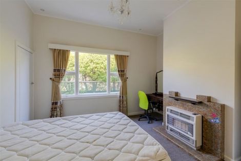 Photo of property in 35 Harrow Street, Phillipstown, Christchurch, 8011