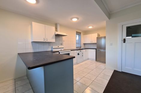 Photo of property in 32 Crosby Street, Mornington, Dunedin, 9011