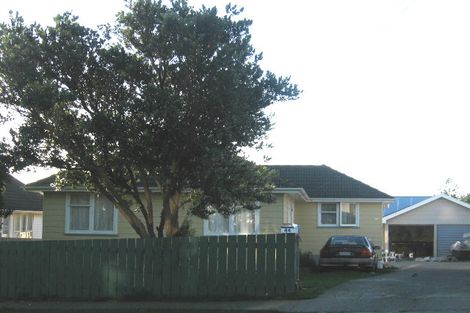 Photo of property in 44 Miranda Street, Cannons Creek, Porirua, 5024