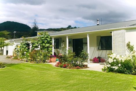 Photo of property in 281 Colville Road, Coromandel, 3584