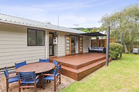 Photo of property in 25 Hookway Grove, Paraparaumu, 5032