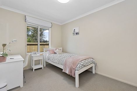 Photo of property in 8 Ravenscourt Place, Huntington, Hamilton, 3210