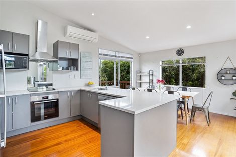 Photo of property in 113b Woodglen Road, Glen Eden, Auckland, 0602
