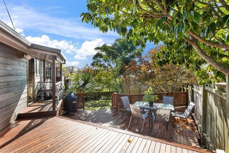 Photo of property in 18 Muscat Place, Henderson, Auckland, 0612