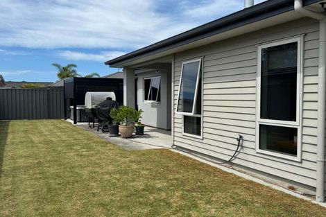 Photo of property in 10 Rakaia Way, Poraiti, Napier, 4112