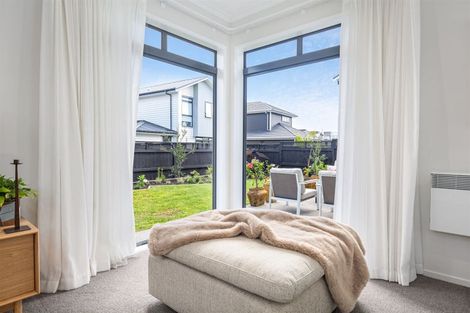 Photo of property in 9 Fort Lincoln Loop, Karaka, Papakura, 2113