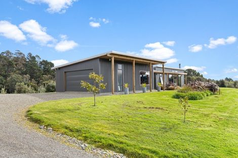 Photo of property in 62 Kingsdale Park Drive, Aokautere, Palmerston North, 4471