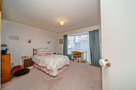 Photo of property in 496-498 Devon Street East, Strandon, New Plymouth, 4312