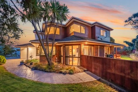 Photo of property in 9 Molyneux Close, Whitby, Porirua, 5024