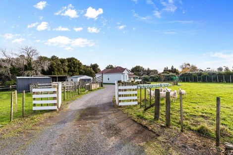Photo of property in 458 Mountain Road, Lepperton, New Plymouth, 4373
