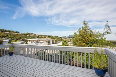 Photo of property in 3 Spey Place, Papakowhai, Porirua, 5024