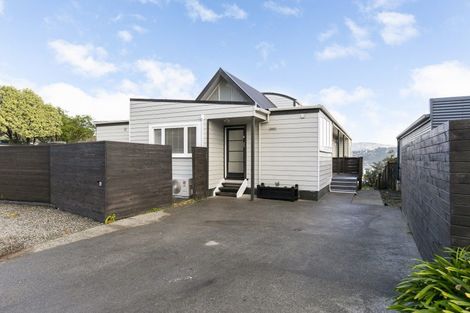Photo of property in 6a Ahuriri Street, Strathmore Park, Wellington, 6022