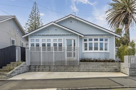 Photo of property in 185 Coutts Street, Rongotai, Wellington, 6022