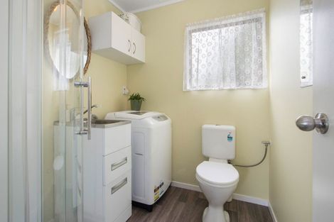 Photo of property in 1 Carrick Robertson Place, Waihi, 3610